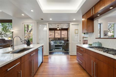 1809 Eva Street Austin TX 78704