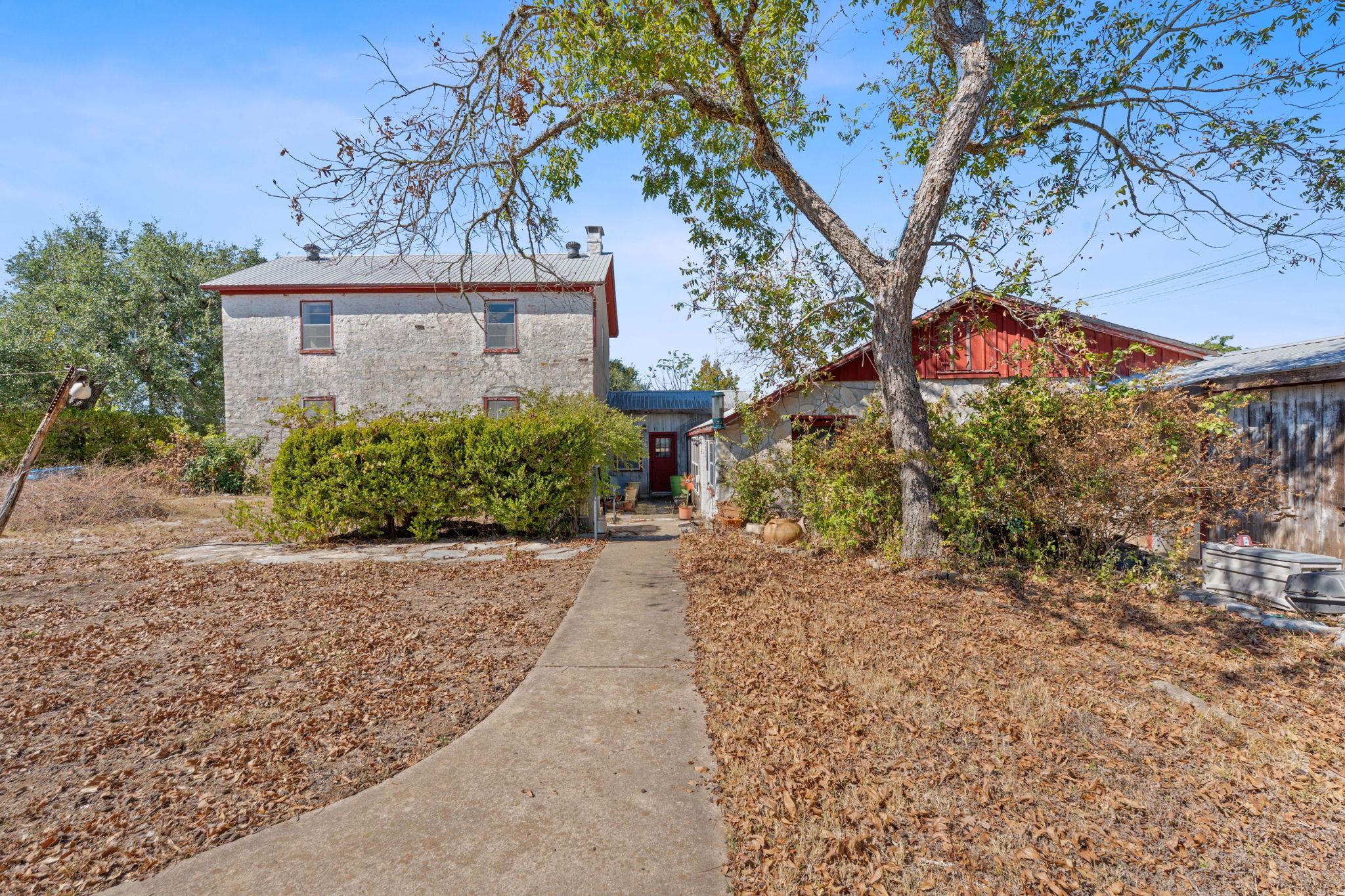 8409 Appaloosa Run Austin TX 78737