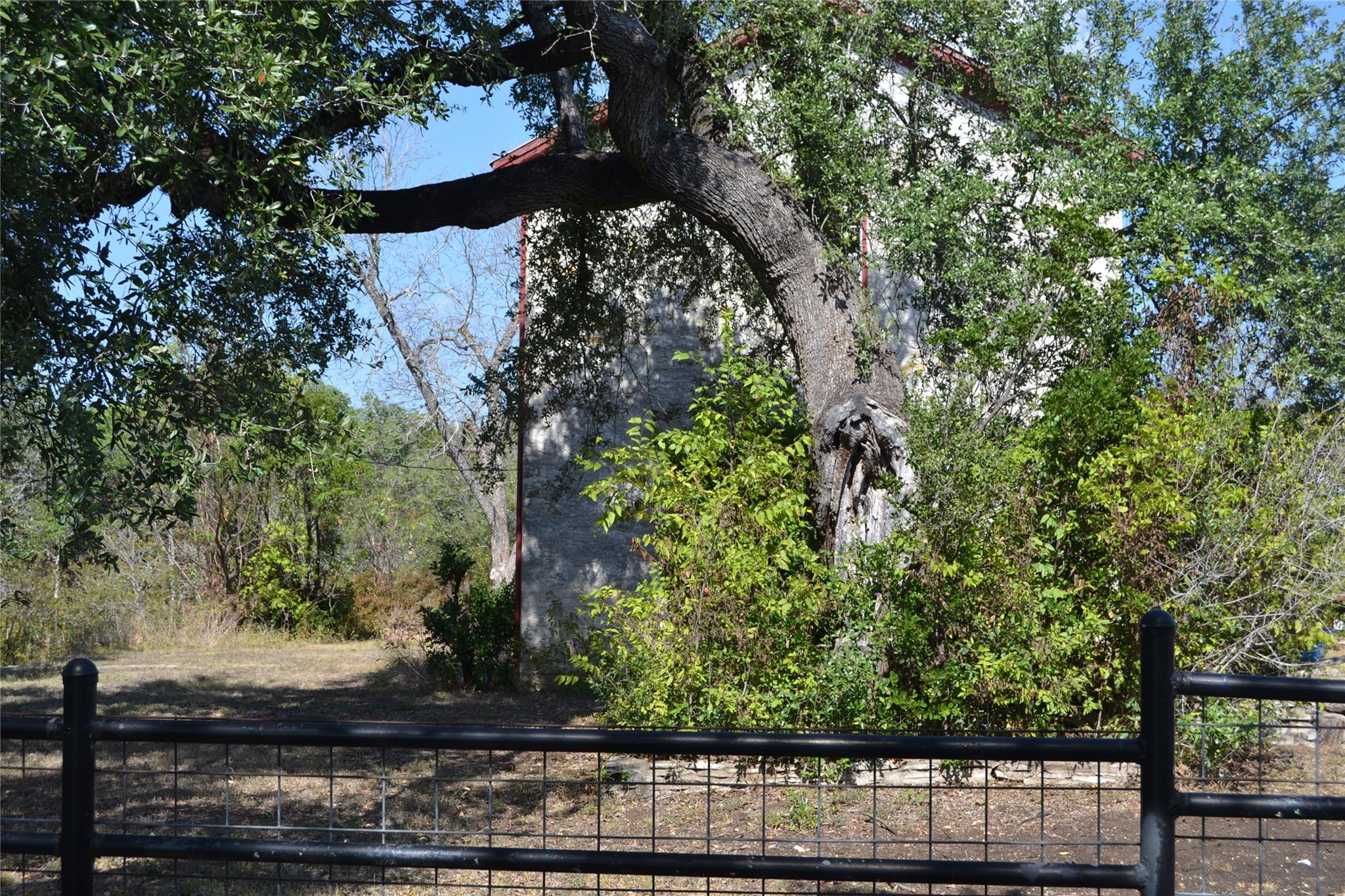 8409 Appaloosa Run Austin TX 78737
