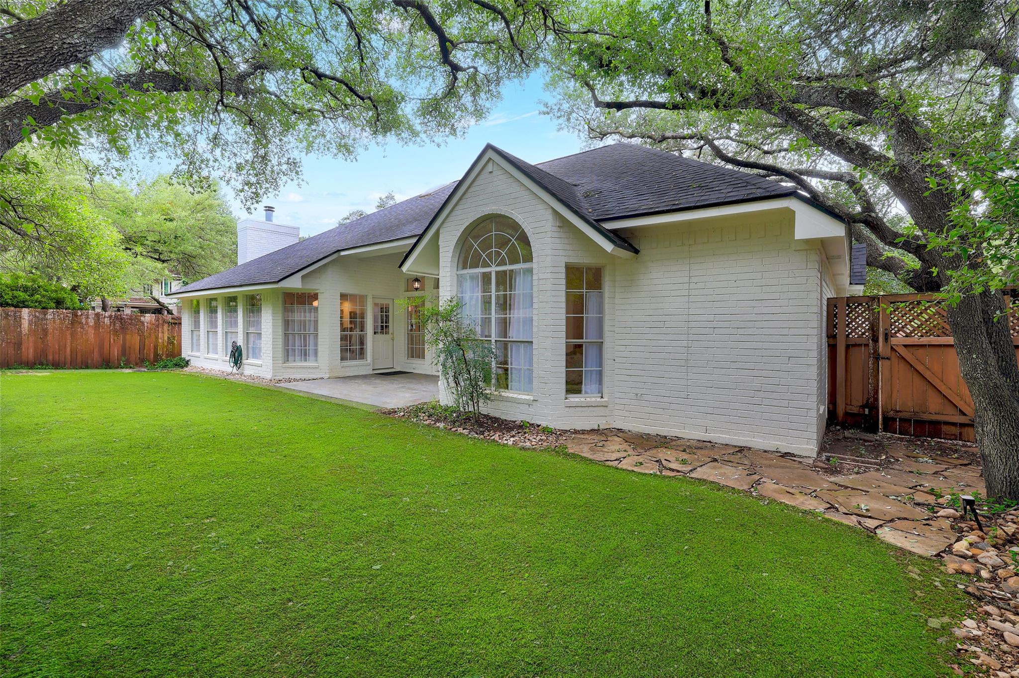 2025 Saint Andrews Drive Round Rock TX 78664