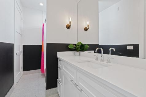 1604 Miriam Avenue Austin TX 78702