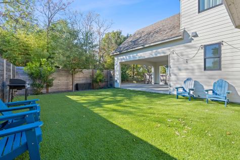 1604 Miriam Avenue Austin TX 78702