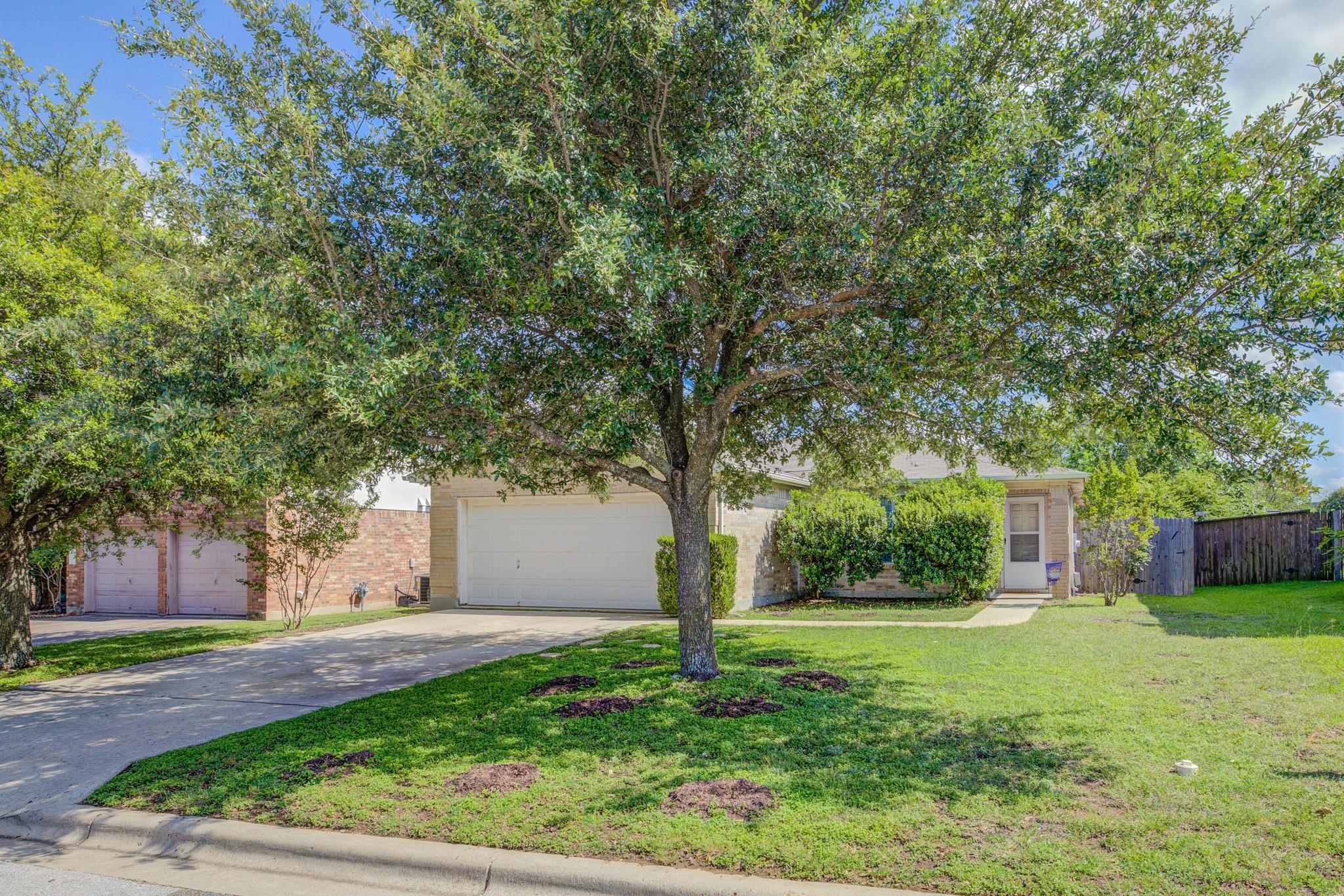 202 Mccarthur Drive Leander TX 78641