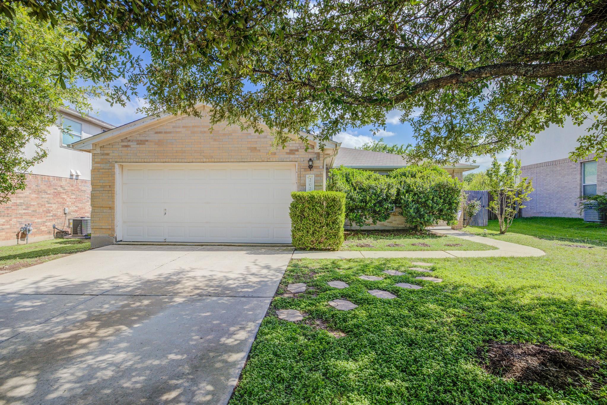 202 Mccarthur Drive Leander TX 78641