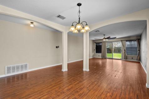 202 Matthew Cove Hutto TX 78634