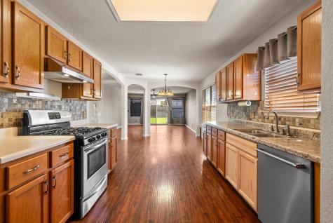 202 Matthew Cove Hutto TX 78634