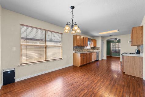 202 Matthew Cove Hutto TX 78634