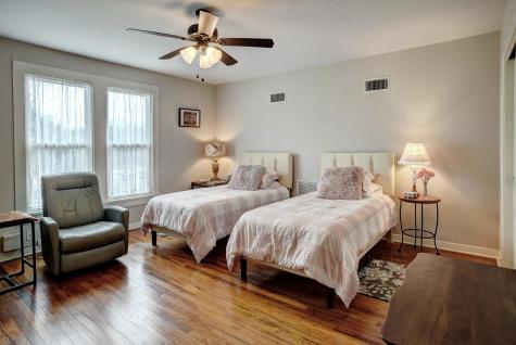 338 W Crockett Street La Grange TX 78945