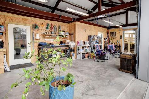 338 W Crockett Street La Grange TX 78945