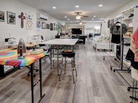 338 W Crockett Street La Grange TX 78945