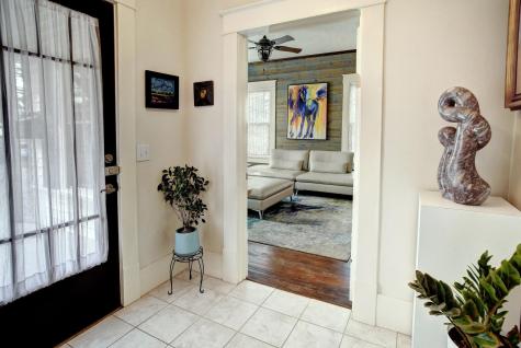 338 W Crockett Street La Grange TX 78945