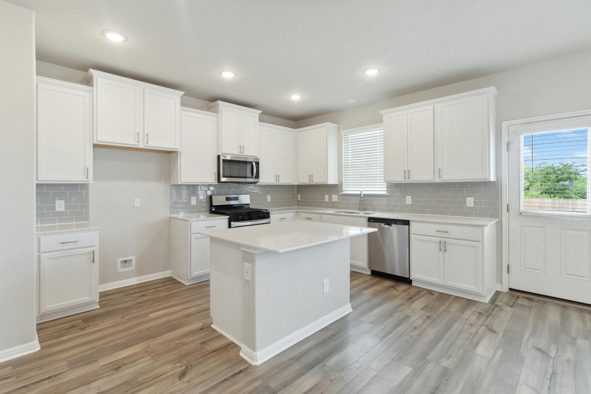 6158 Marsh Lane Buda TX 78610