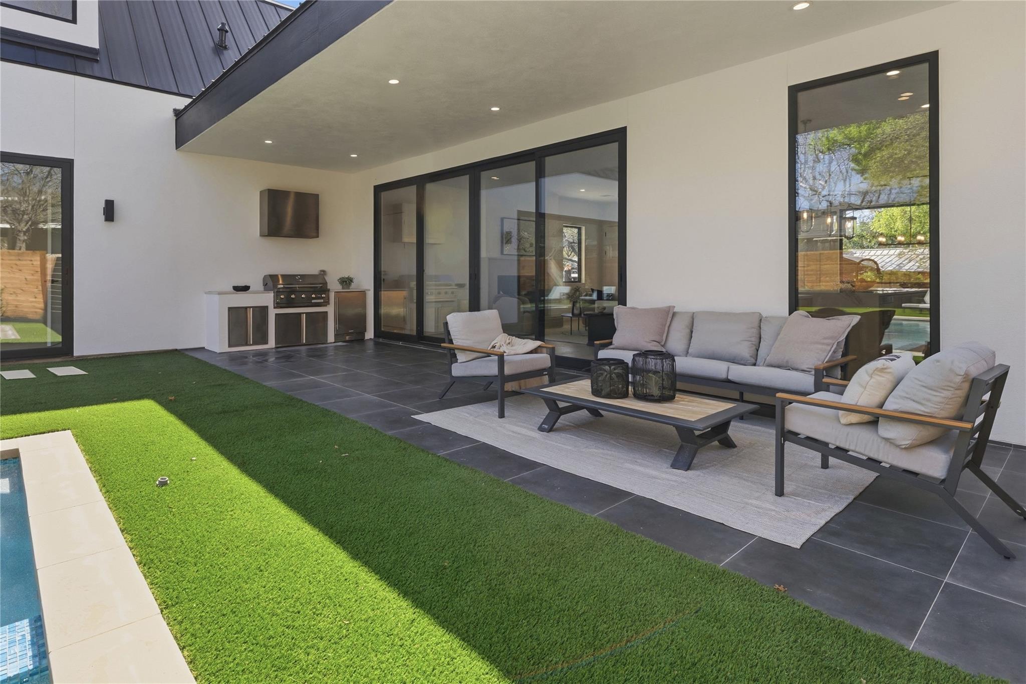 1702 W 30th Street Austin TX 78703