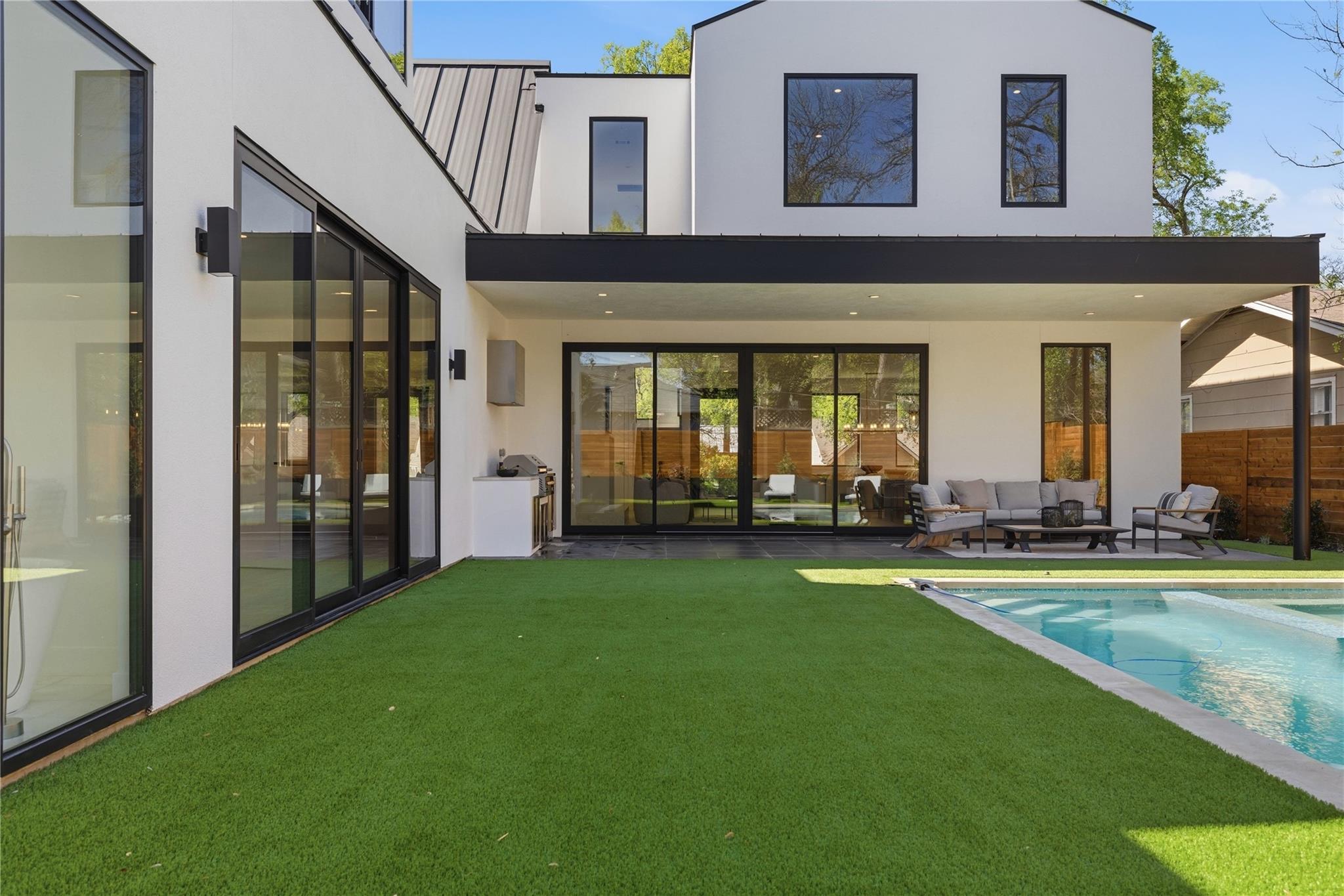1702 W 30th Street Austin TX 78703