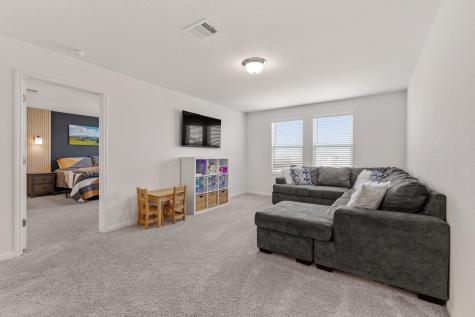 212 Wonderful Life Way Jarrell TX 76537