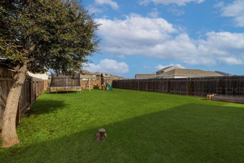 212 Wonderful Life Way Jarrell TX 76537