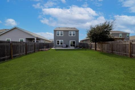 212 Wonderful Life Way Jarrell TX 76537