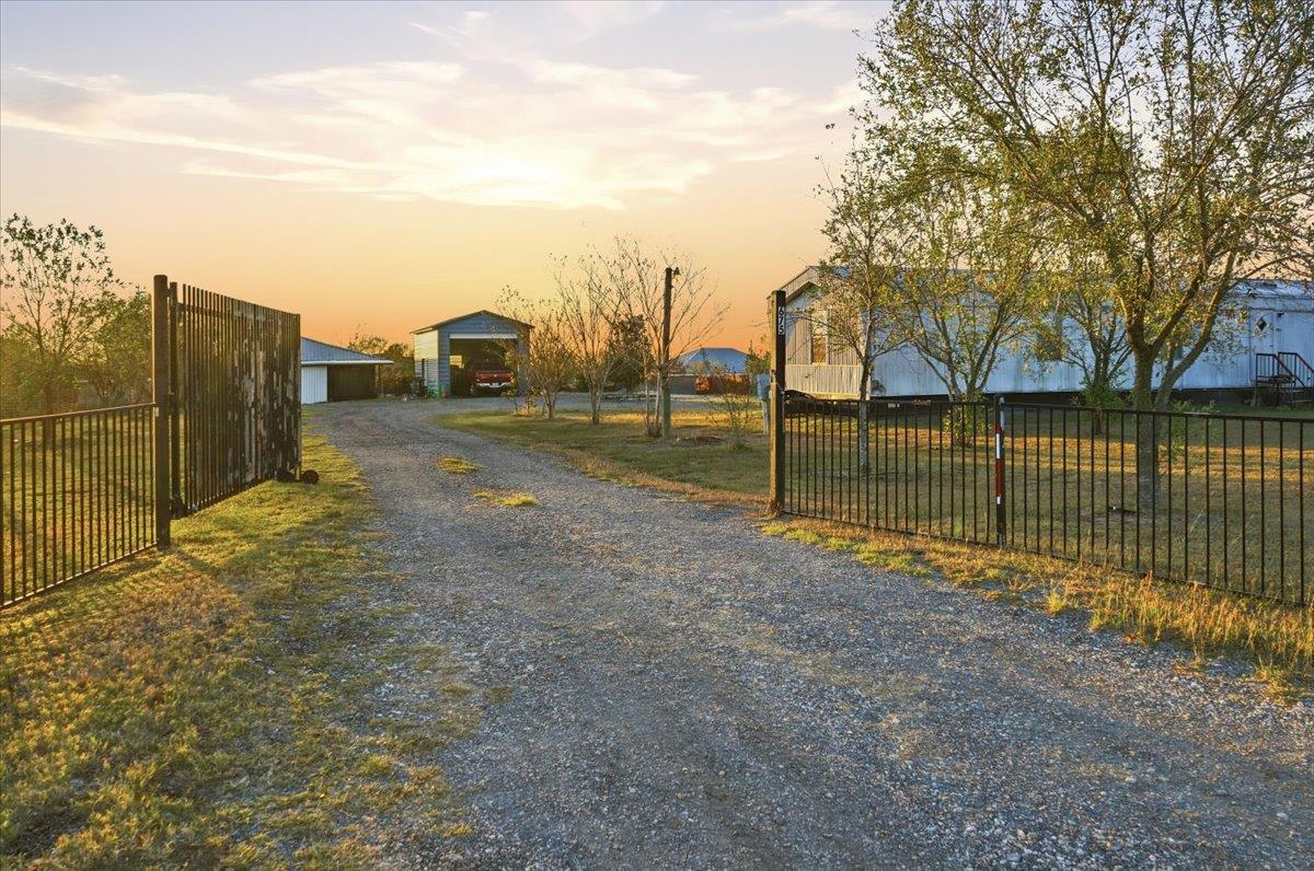 675 Highland Ranch Way Dale TX 78616