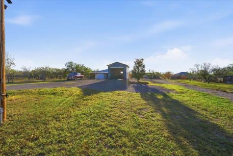 675 Highland Ranch Way Dale TX 78616