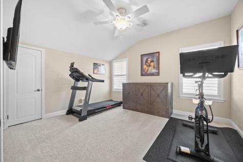 4 Hightrail Way The Hills TX 78738