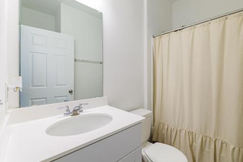 1620 Holly Lake Drive Leander TX 78641