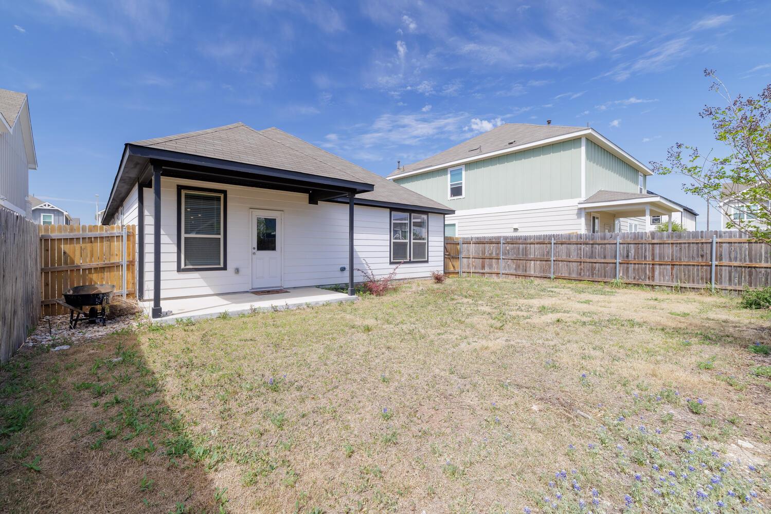 1620 Holly Lake Drive Leander TX 78641