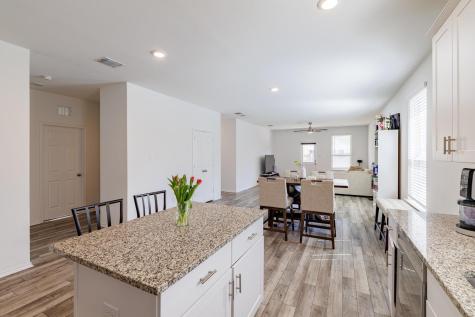 1620 Holly Lake Drive Leander TX 78641