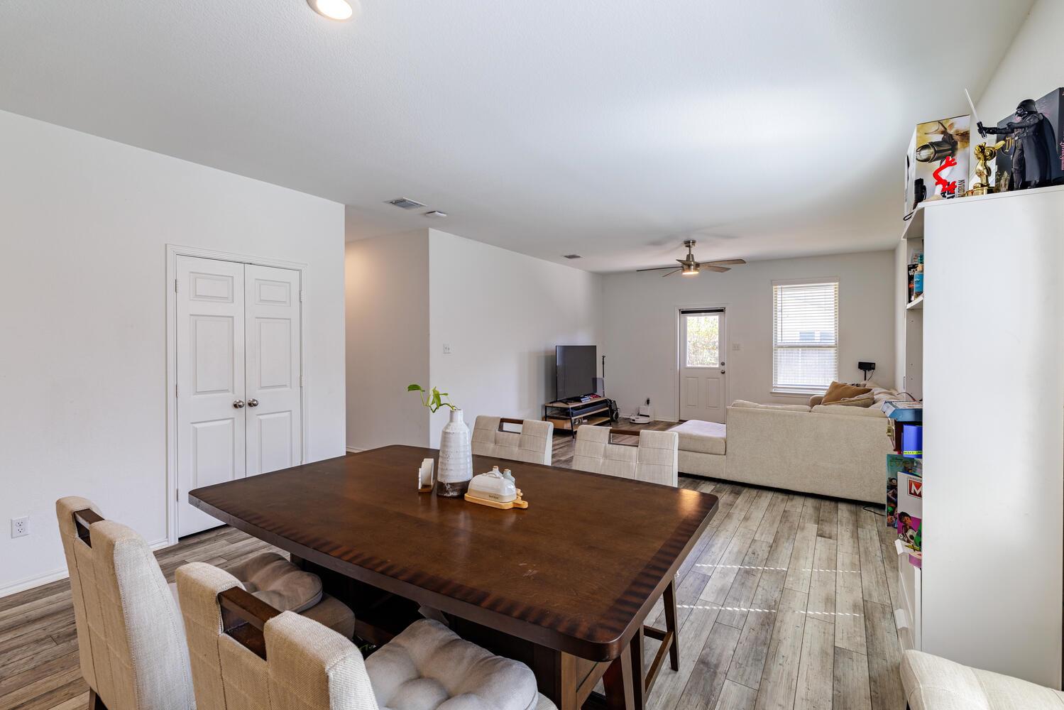 1620 Holly Lake Drive Leander TX 78641