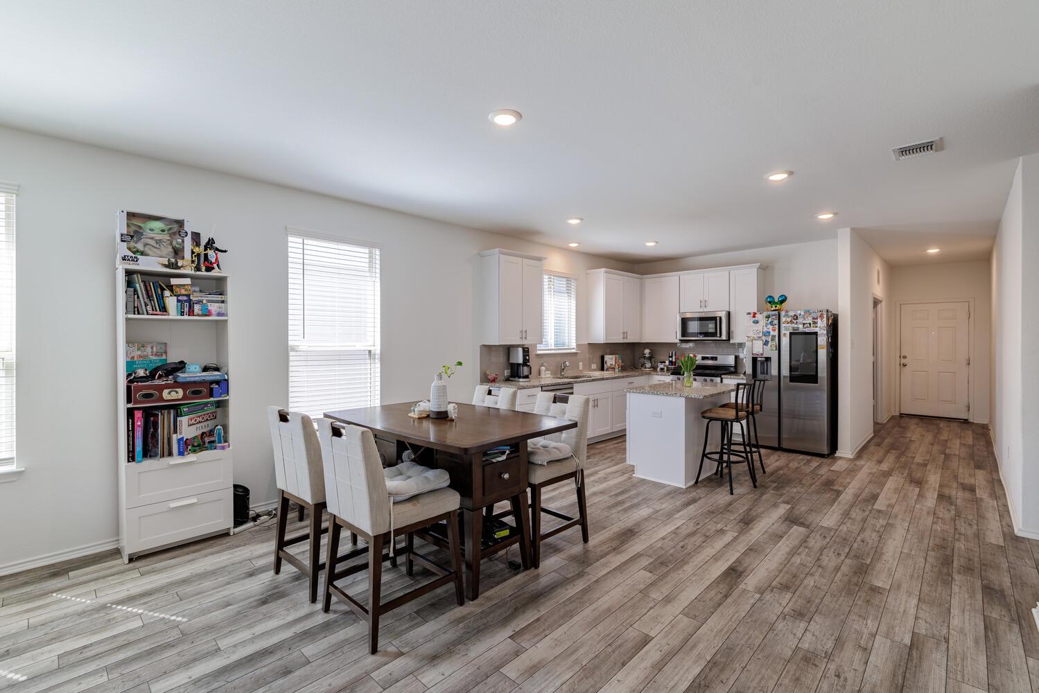 1620 Holly Lake Drive Leander TX 78641