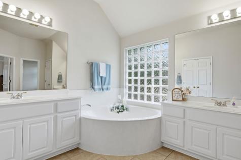 2701 Michelle Lynne Cove Round Rock TX 78681