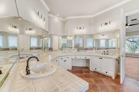 3704 Kenora Court Austin TX 78738