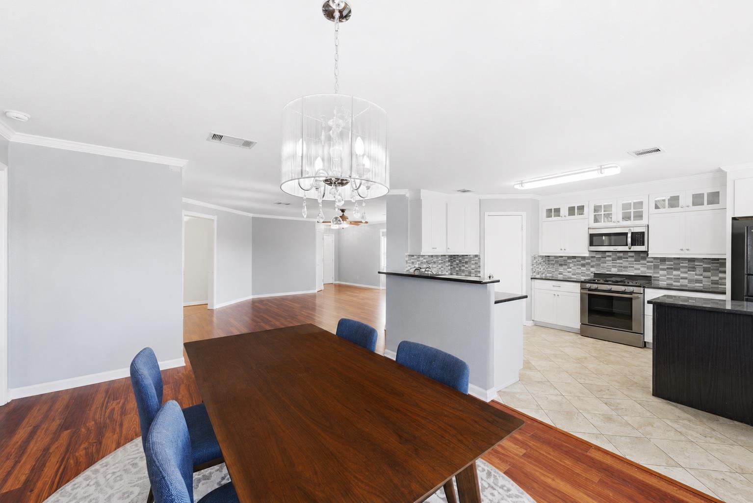 981 Shadow Creek Boulevard Buda TX 78610