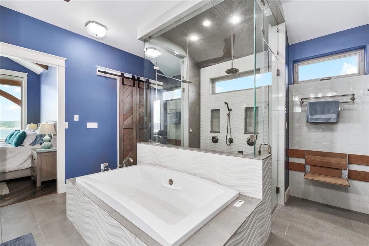 1604 Watercliffe Drive Lago Vista TX 78645
