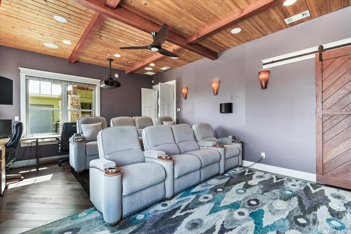 1604 Watercliffe Drive Lago Vista TX 78645