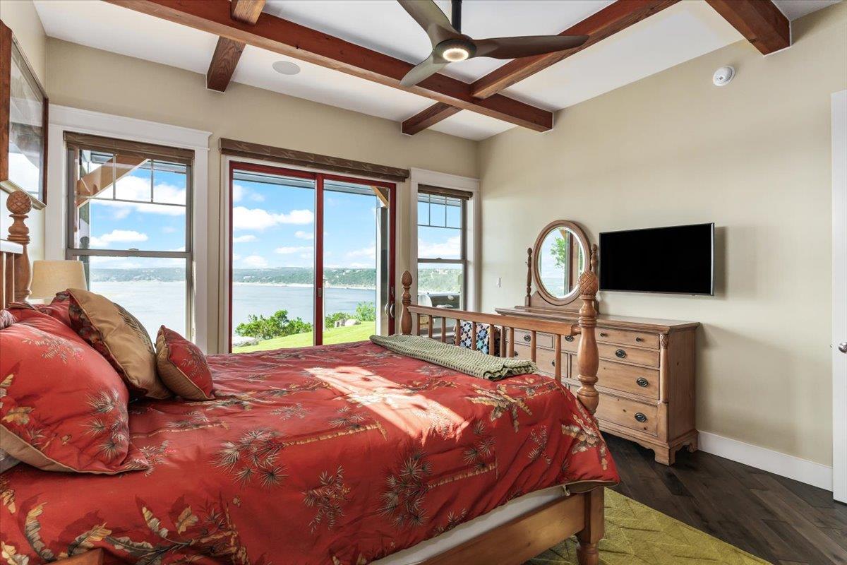 1604 Watercliffe Drive Lago Vista TX 78645