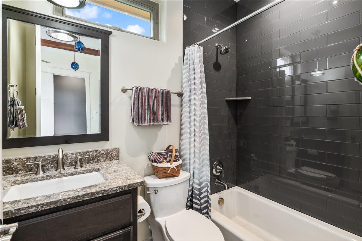 1604 Watercliffe Drive Lago Vista TX 78645