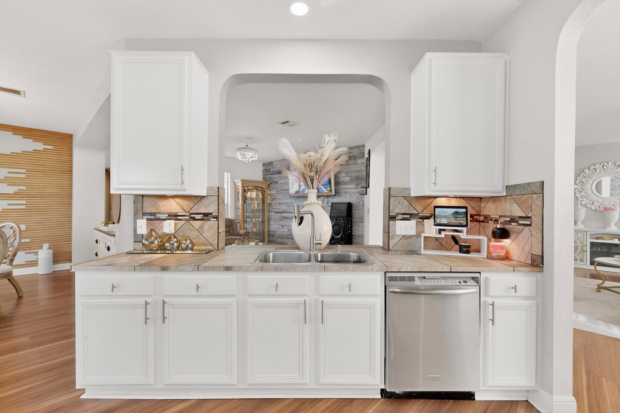 5816 Welsh Way Del Valle TX 78617