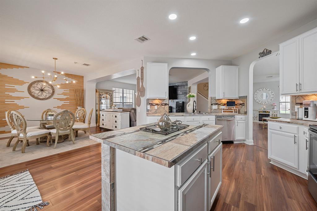 5816 Welsh Way Del Valle TX 78617