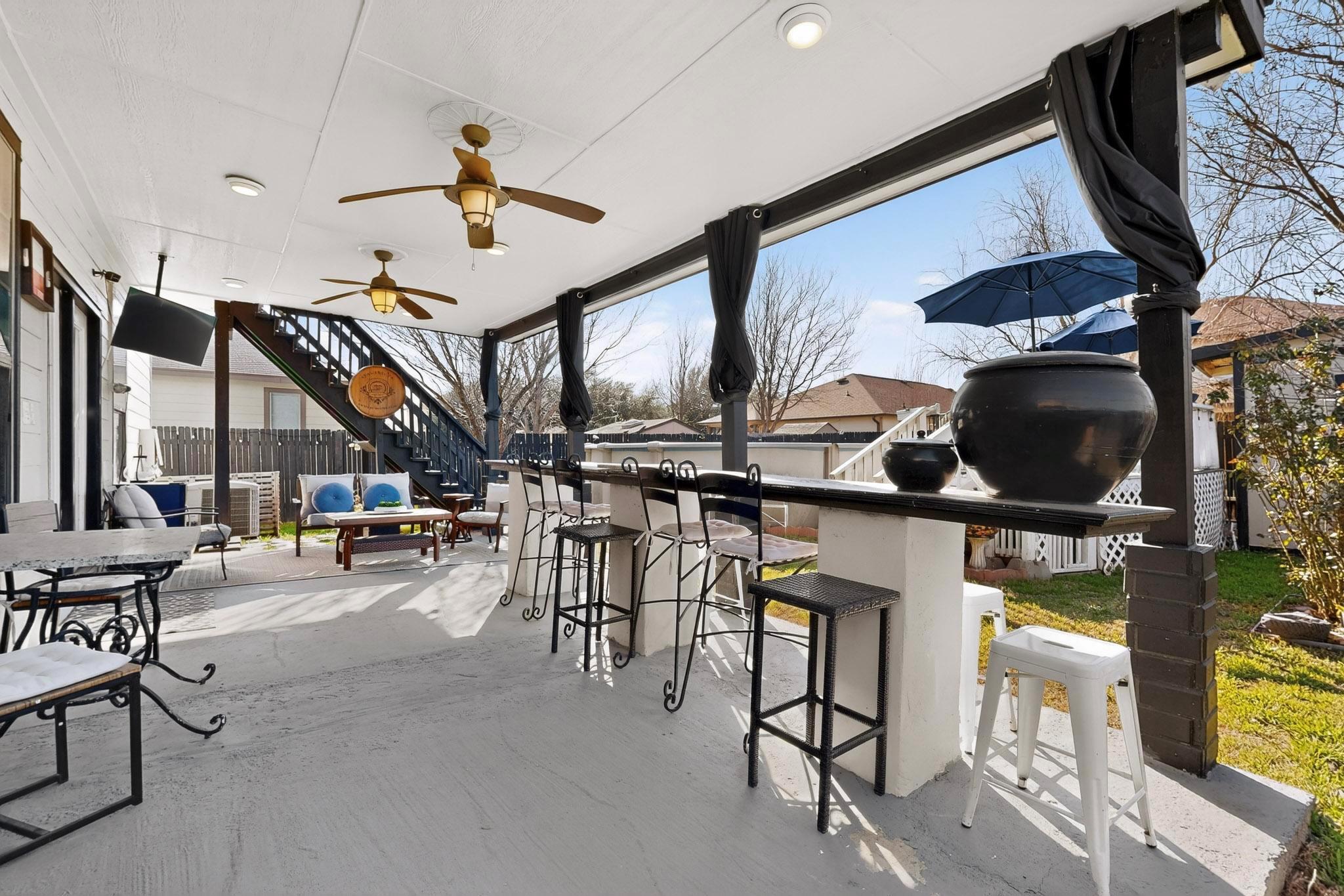 5816 Welsh Way Del Valle TX 78617