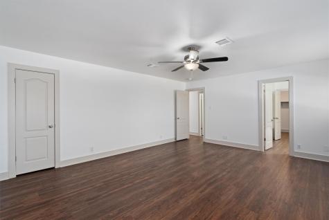 950 Whispering Hollow Drive Kyle TX 78640