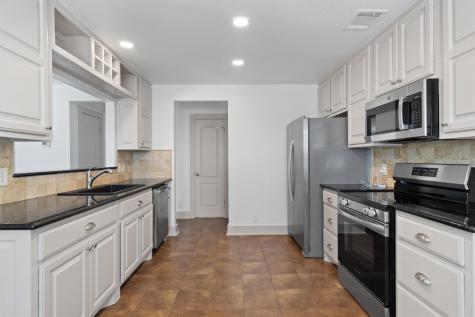 950 Whispering Hollow Drive Kyle TX 78640
