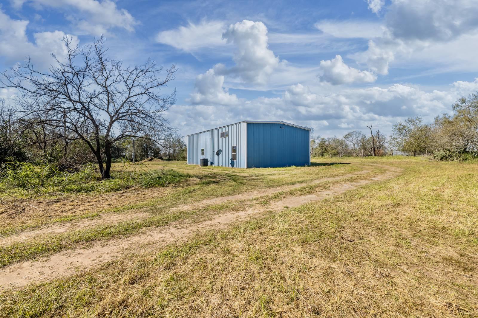 304 E 9th Nordheim TX 78141