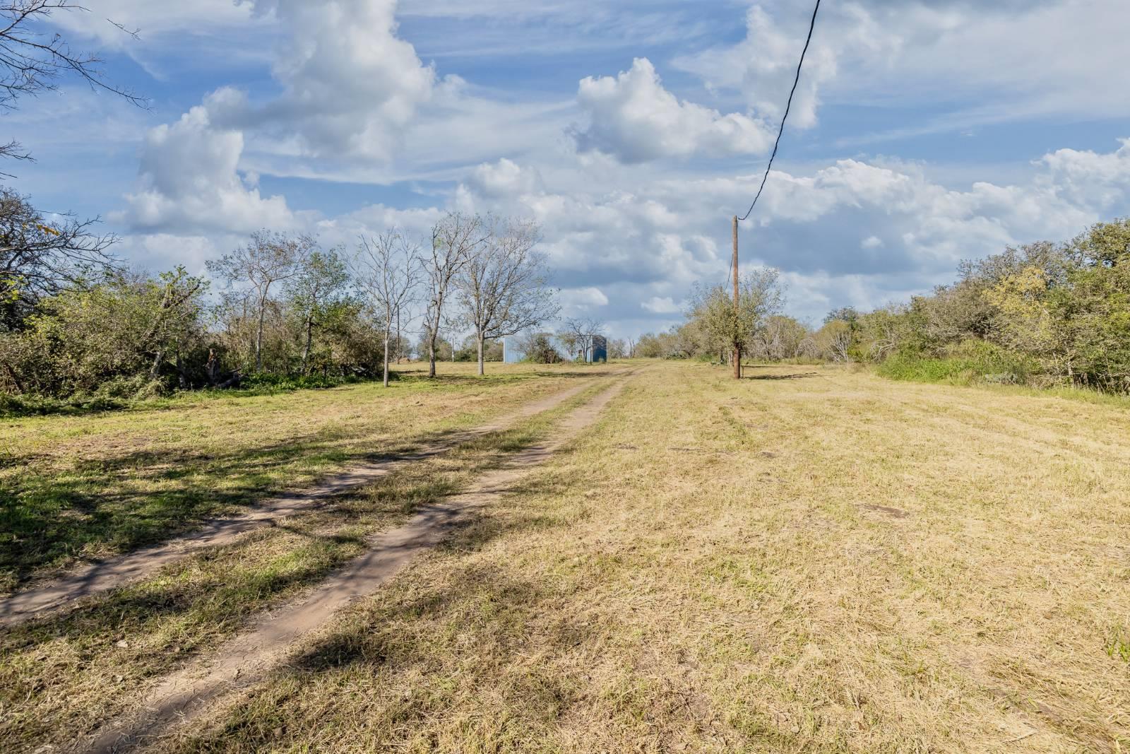304 E 9th Nordheim TX 78141