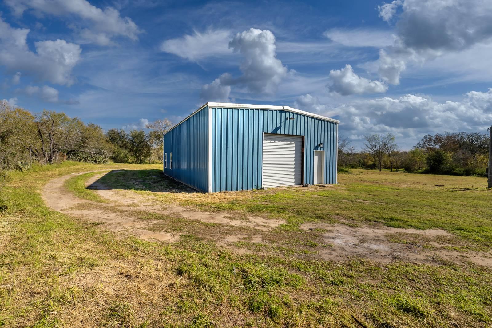304 E 9th Nordheim TX 78141