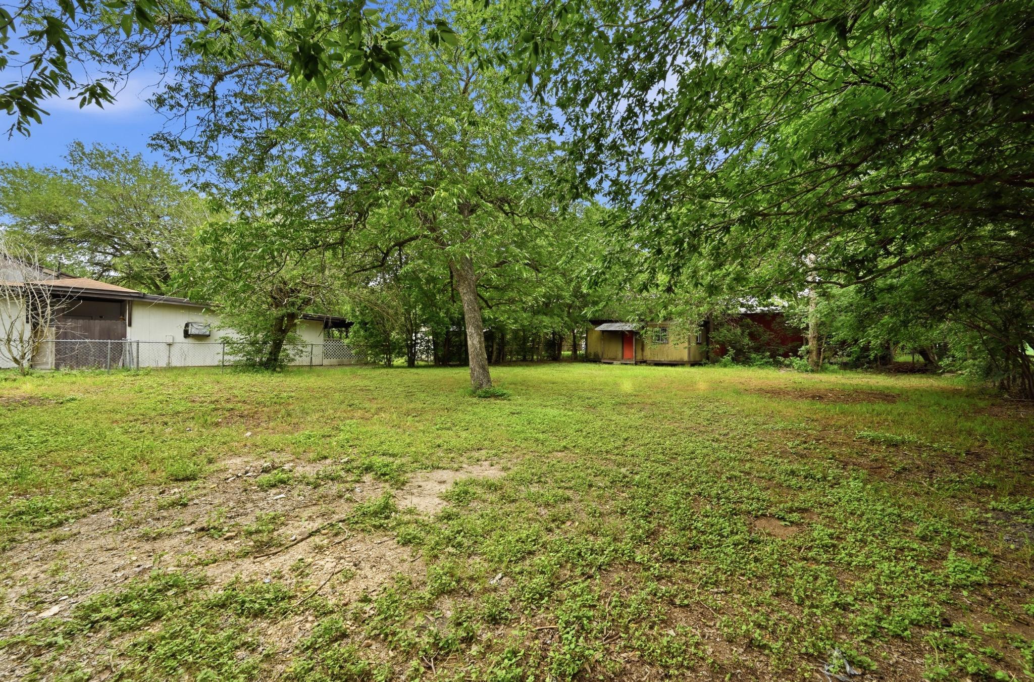 827 Clearfork Street Lockhart TX 78644