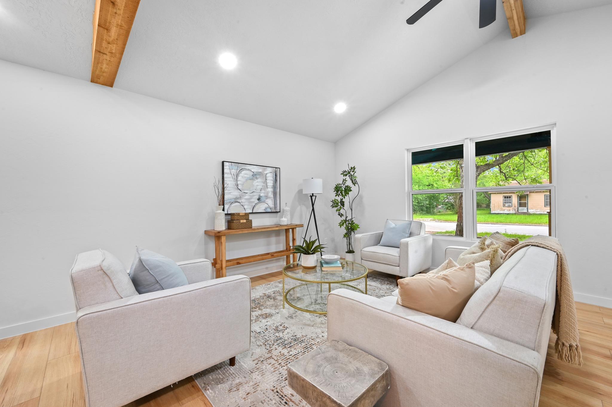 827 Clearfork Street Lockhart TX 78644