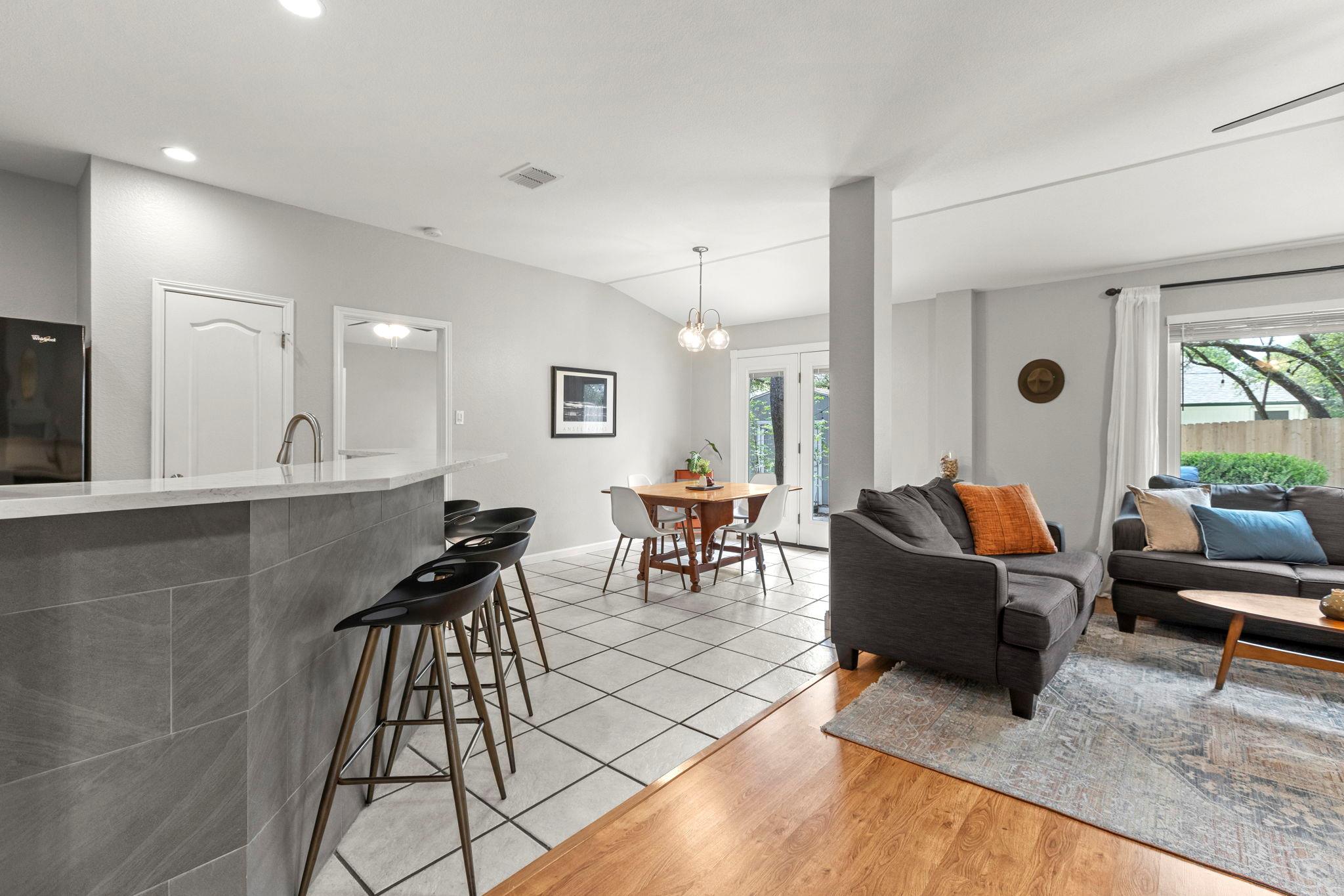 2037 Desco Drive Austin TX 78748