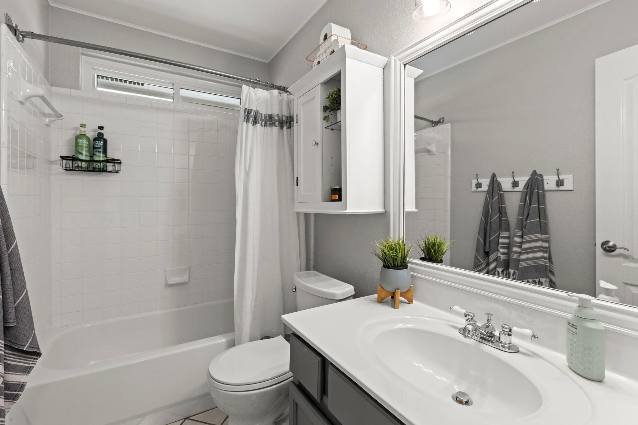 2037 Desco Drive Austin TX 78748