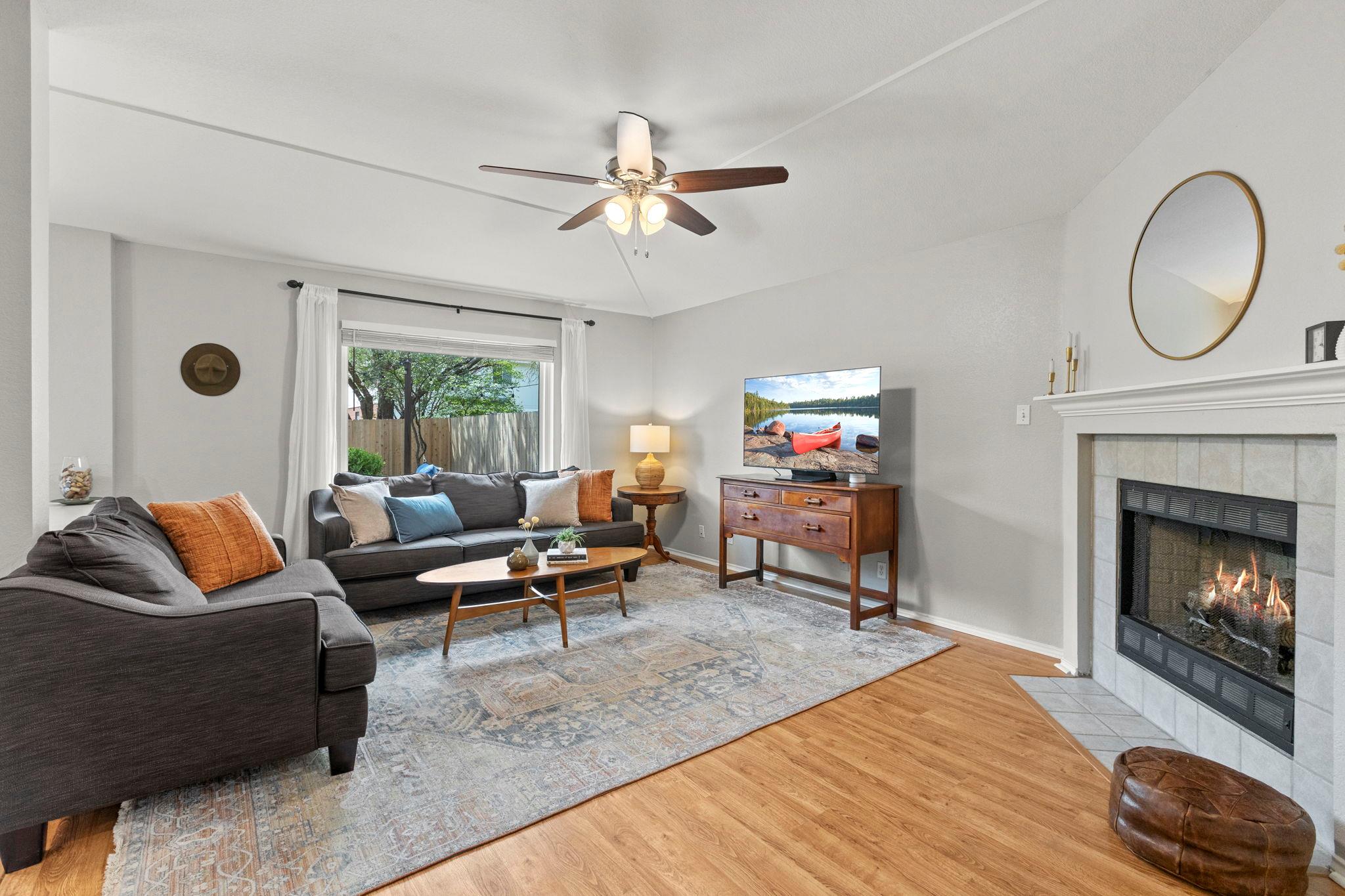 2037 Desco Drive Austin TX 78748