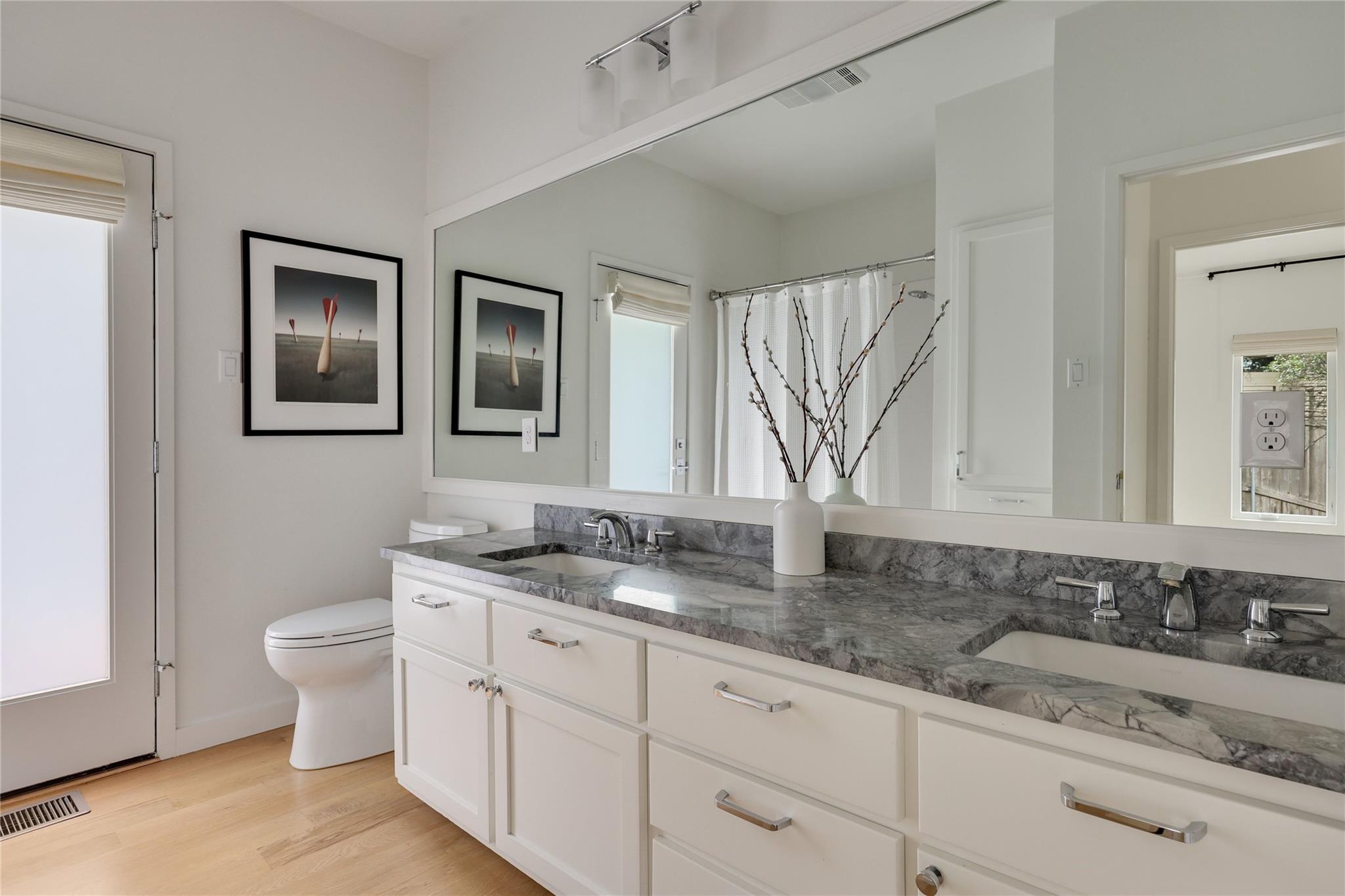 5801 Valley Circle Austin TX 78731